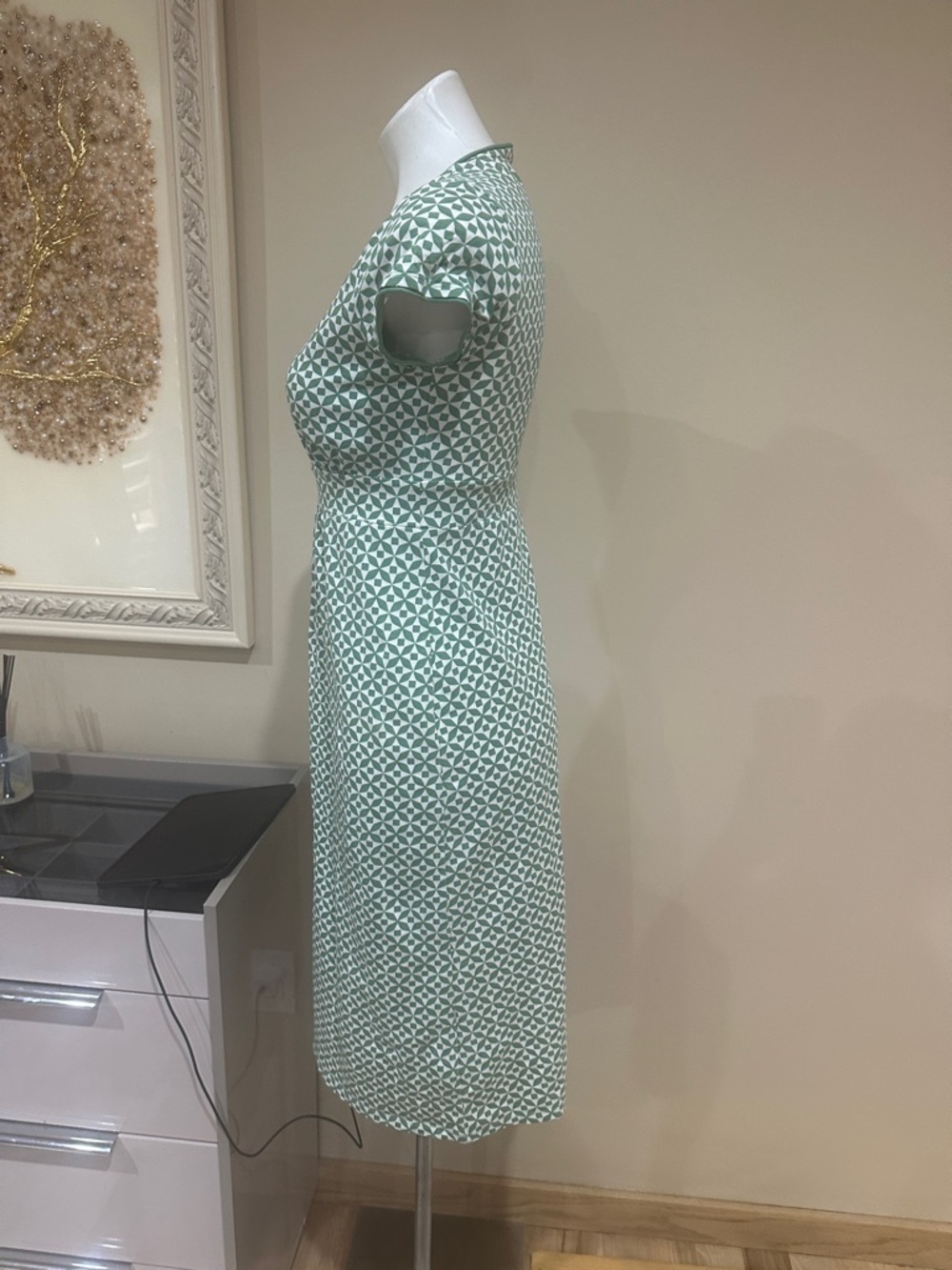 Boden Green Printed Cap Sleeve Wrap Midi Dress - Picture 3 of 10